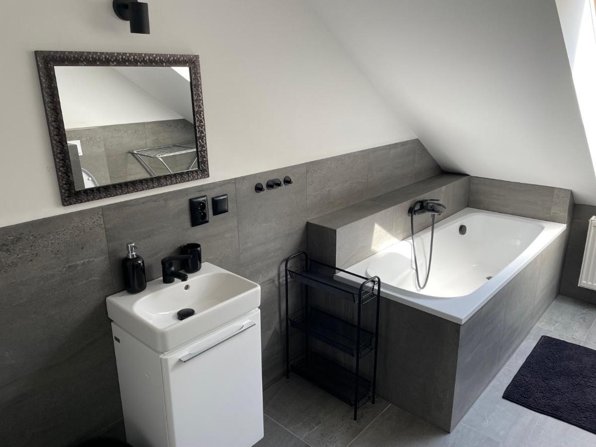 Apartman Vera 파르두비체 외부 사진